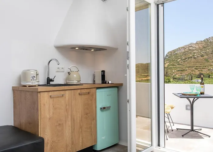 Ninemia Naxos Апартаменты *