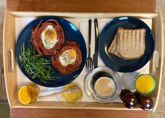 Ninemia Naxos * Agios Thaleleos