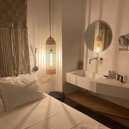 Ninemia Naxos Agios Thaleleos