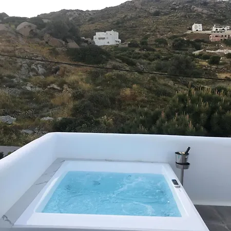 Ninemia Naxos * Agios Thaleleos